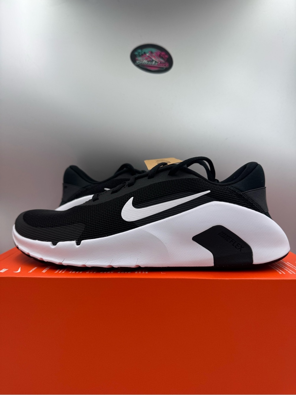 Nike Flex Train Black White BRAND NEW Size 10 Women